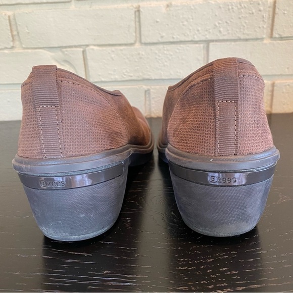 Bzees Women's Tribute Ankle Boots Booties Comfort Brown Faux Suede Sz 7.5 W - Picture 5 of 7